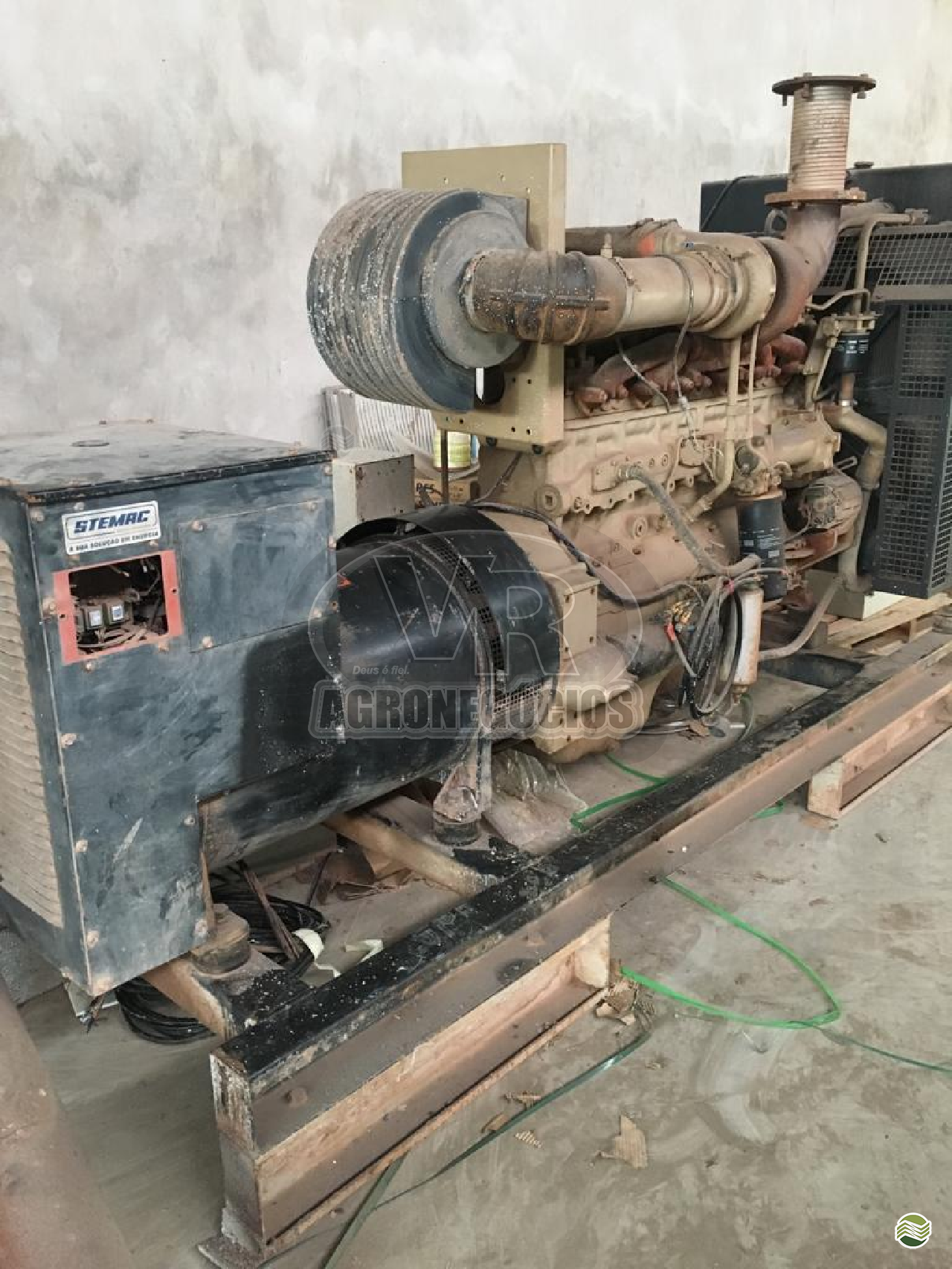 EQUIPAMENTOS GRUPO GERADOR GERADOR VR Agronegócios ARAXA MINAS GERAIS MG